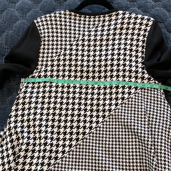EUC St John Houndstooth Jacket - Picture 7 of 9